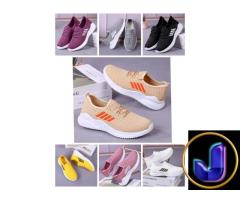 Sepatu olahraga