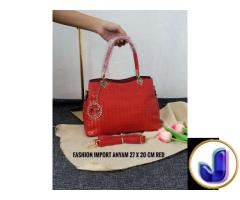 Tas Fashion Import Anyam
