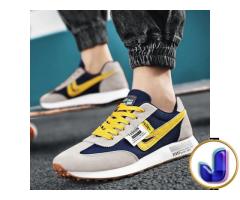 Sepatu Sneakers Casually Pria